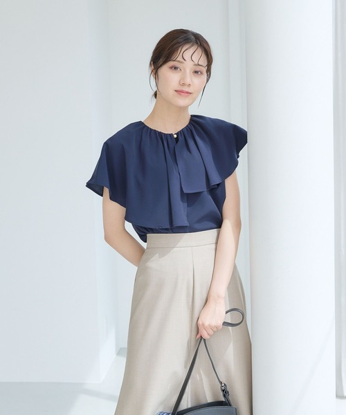 Andemiu（アンデミュウ）の「アシメフリルブラウス577651（シャツ/ブラウス・レディース・ホワイト系その他5/ブラック/オフホワイト/ネイビー・FREE）」の7枚目の写真