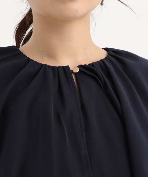 Andemiu（アンデミュウ）の「アシメフリルブラウス577651（シャツ/ブラウス・レディース・ホワイト系その他5/ブラック/オフホワイト/ネイビー・FREE）」の21枚目の写真