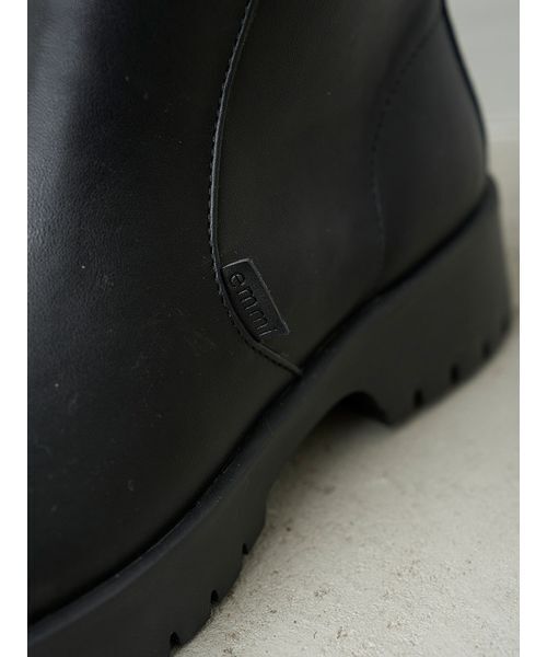 emmi(エミ)の「ウォータープルーフ アンクルブーツ(ブーツ・レディース・ブラック・25/24/23)」の3枚目の写真