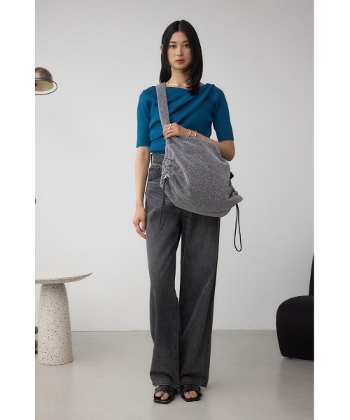 AZUL by moussy(アズールバイマウジー)の「サイドギャザーパデットバッグ(ショルダーバッグ・レディース・ブラック/ブラック系その他2/シルバー・FREE)」の14枚目の写真