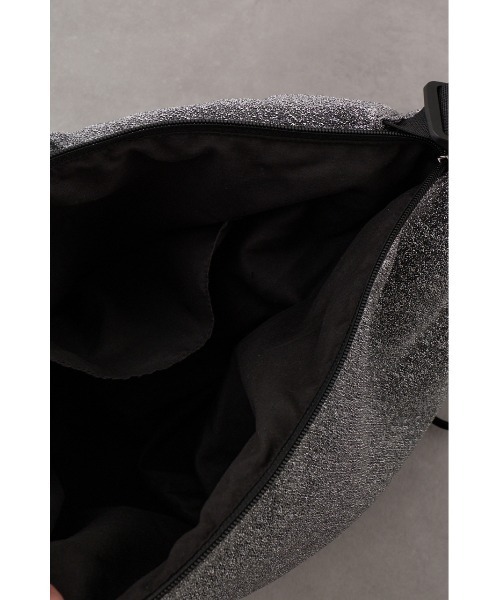 AZUL by moussy(アズールバイマウジー)の「サイドギャザーパデットバッグ(ショルダーバッグ・レディース・ブラック/ブラック系その他2/シルバー・FREE)」の19枚目の写真