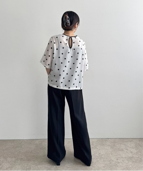 LHELBIE（レルビエ）の「リネンライクドットブラウスT（シャツ/ブラウス・レディース・ベージュ/オフホワイト/ブラック・M）」の7枚目の写真