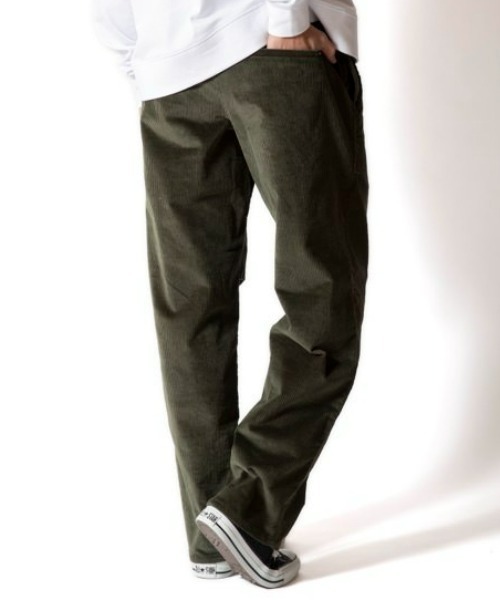 ROARK REVIVAL(ロアークリバイバル)の「【ROARK】 TRAVELPANT CORDUROY - RELAX(その他パンツ・メンズ・モスグリーン・MEDIUM/LARGE/X-LARGE)」の2枚目の写真