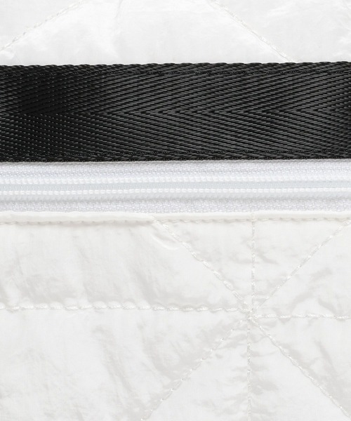 GLOBAL WORK（グローバルワーク）の「キルティングミニボストン/577375（ボストンバッグ・レディース・ブラック/シルバー/グリーン/ホワイト/グレー・ONE SIZE）」の21枚目の写真