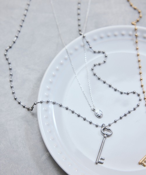 VIS(ビス)の「レイヤードモチーフネックレス(ネックレス・レディース・ゴールド/シルバー・FREE)」の5枚目の写真