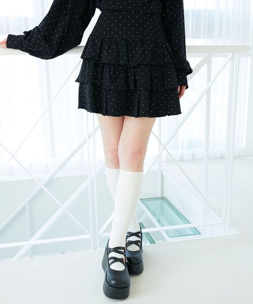 MAJESTIC LEGON（マジェスティックレゴン）の「ラインストーンティアードスカパン（スカート・レディース・ピンク/チャコールグレー/ブラック・MEDIUM）」の2枚目の写真