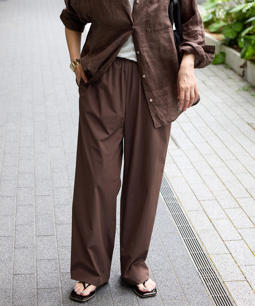 JOURNAL STANDARD(ジャーナルスタンダード)の「《追加6》【撥水/接触冷感/洗える/UVカット】リネンナイロンストレッチワイドパンツ(その他パンツ・レディース・ブラウン系その他/ブラック/レッド/グレー・38/36/34/40)」の3枚目の写真