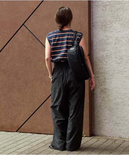 JOURNAL STANDARD(ジャーナルスタンダード)の「《追加6》【撥水/接触冷感/洗える/UVカット】リネンナイロンストレッチワイドパンツ(その他パンツ・レディース・ブラウン系その他/ブラック/レッド/グレー・38/36/34/40)」の13枚目の写真