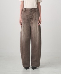 2TUCK WIDE EASY PANTS（スラックス）｜Juha（ユハ）のファッション