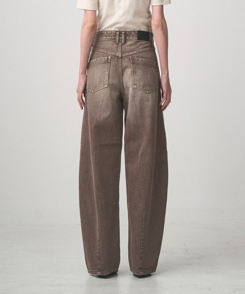 Juha（ユハ）の「BALLOON DENIM PANTS（デニムパンツ・メンズ・ブラック/ライトブラウン/ライトインディゴブルー・2/3/4）」の7枚目の写真