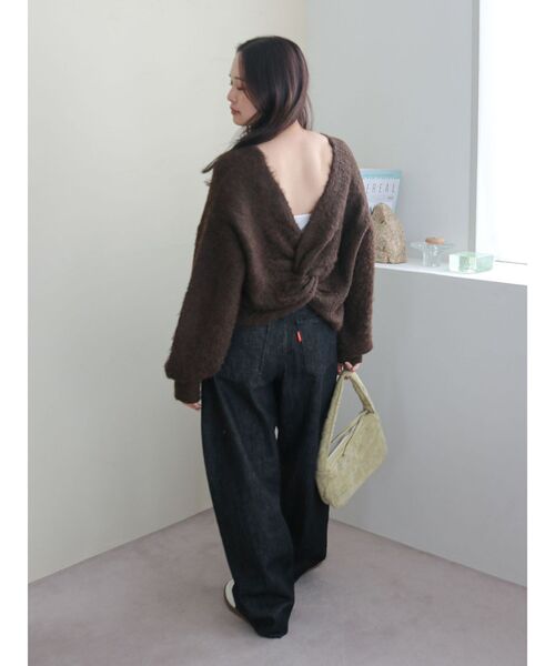 Ungrid（アングリッド）の「バックオープンデザインニット（ニット/セーター・レディース・アイボリー/レッド/ブラウン・FREE）」の13枚目の写真