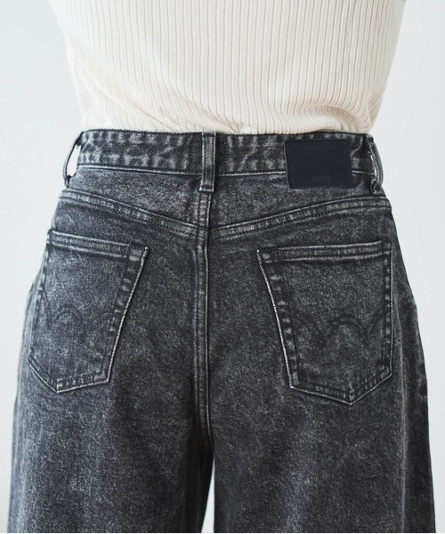 EDWIN(エドウィン)の「essentials タックワイドデニムパンツ(デニムパンツ・レディース・ブラック系その他/ブルー系その他・X-SMALL/SMALL/MEDIUM/LARGE)」の10枚目の写真