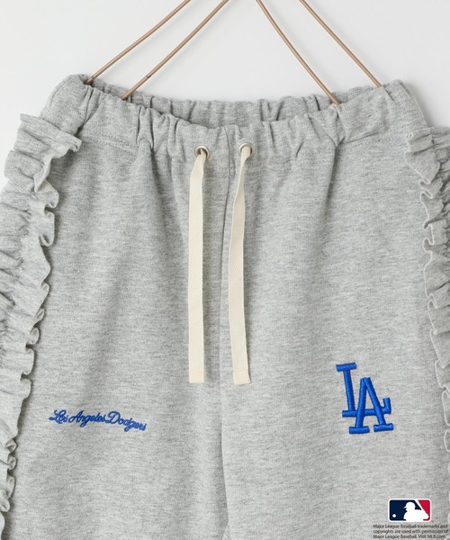 LOWRYS FARM（ローリーズファーム）の「ＭＬＢスウェットフリルパンツ　 581691（スウェットパンツ・キッズ・ネイビー/シルバー/グリーン/ブラウン系その他・120cm/130cm/140cm/150cm/110cm）」の6枚目の写真