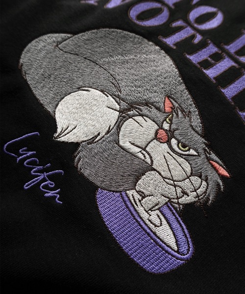 Disney（ディズニー）の「【71】【Disney/ディズニー】ミッキーマウス/トイストーリー/ルシファー/ズートピア アップリケ サガラ刺繍 裏毛スウェット/レディース（スウェット・レディース・アッシュグレー/ライトブルー/ブラック/ピンク/レッド/パープル/ブラック系その他/クリーム・M/L）」の14枚目の写真