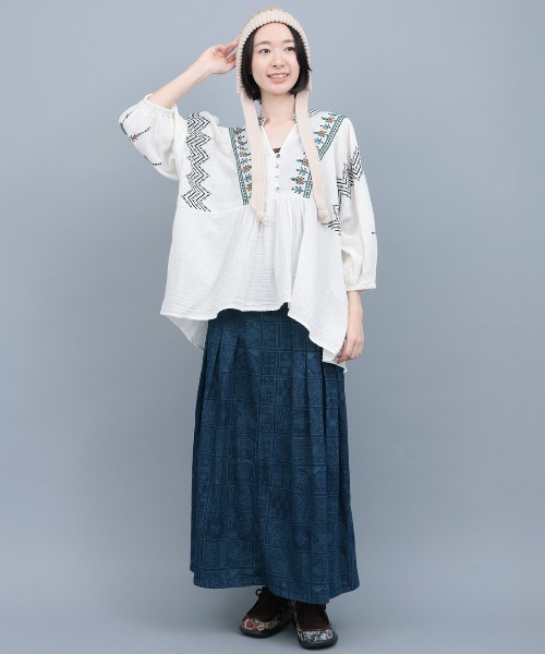 チチカカ(チチカカ)の「紐付きニットキャップ(ニットキャップ/ビーニー・レディース・オフホワイト/ブラック・FREE)」の3枚目の写真