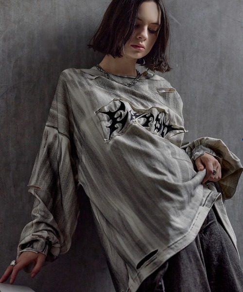 ERAR(エラー)の「【ERAR】ケミカルウォッシュ加工/スプレー加工 ハイダメージヴィンテージロゴ刺繍ロンT/Tシャツ(Tシャツ/カットソー・メンズ・ブラック/ホワイト・S/M/L/XL)」の5枚目の写真
