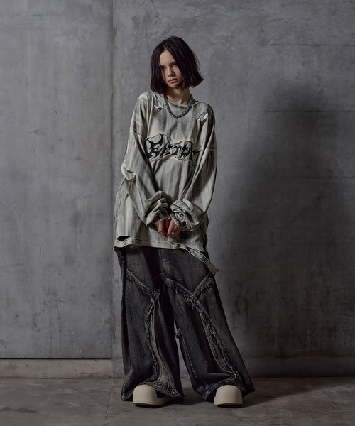 ERAR(エラー)の「【ERAR】ケミカルウォッシュ加工/スプレー加工 ハイダメージヴィンテージロゴ刺繍ロンT/Tシャツ(Tシャツ/カットソー・メンズ・ブラック/ホワイト・S/M/L/XL)」の15枚目の写真