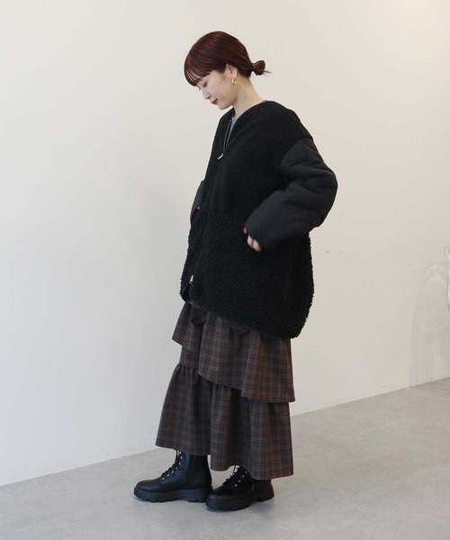 earth music&ecology（アースミュージックアンドエコロジー）の「【2025AW】ボアキルトミドルコート（ブルゾン・レディース・カーキ/ブラック/アイボリー・FREE）」の22枚目の写真