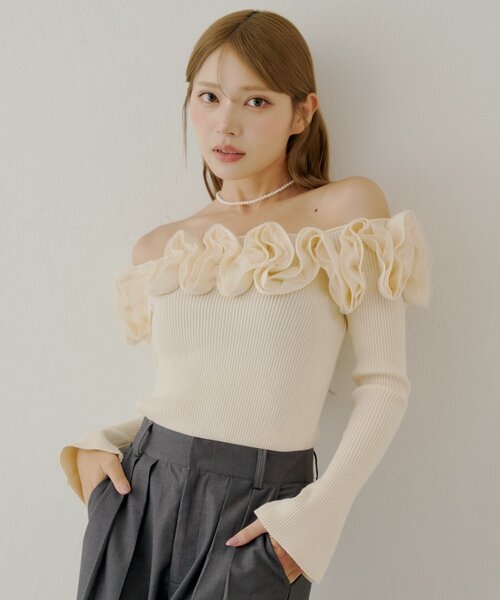 SALON by Chico】2wayフリルデザインオフショルニット（ニット