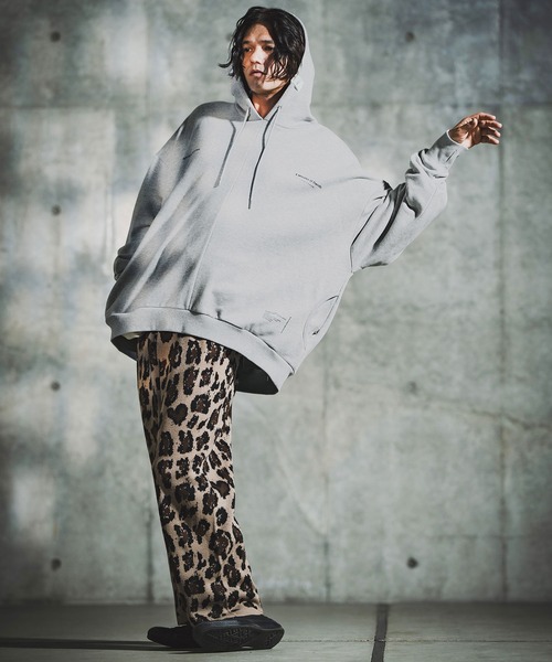 GLIMCLAP（グリムクラップ）の「mpa3941-Point Graphic Sweat Hoodie スウェットパーカー(192-057-gla-cf)（パーカー・メンズ・ブラック/オフホワイト/ミックスグレー・S/M/L）」の6枚目の写真