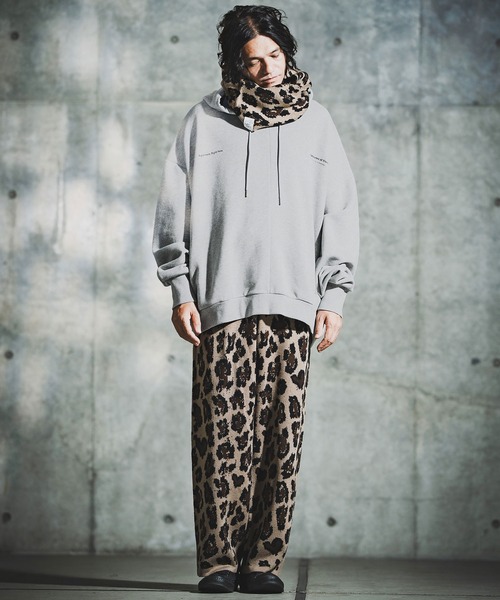 GLIMCLAP（グリムクラップ）の「mpa3941-Point Graphic Sweat Hoodie スウェットパーカー(192-057-gla-cf)（パーカー・メンズ・ブラック/オフホワイト/ミックスグレー・S/M/L）」の8枚目の写真