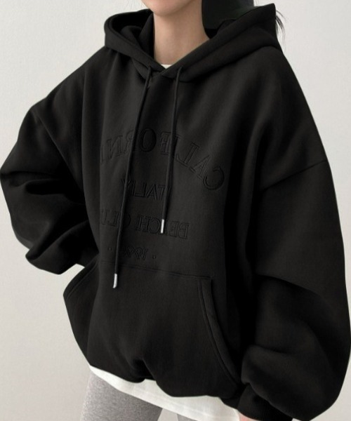 SHEPP(シープ)の「フロント刺繍 ルーズフーディー(パーカー・レディース・ブルー/グレー/ブラック/アイボリー・M/L)」の2枚目の写真