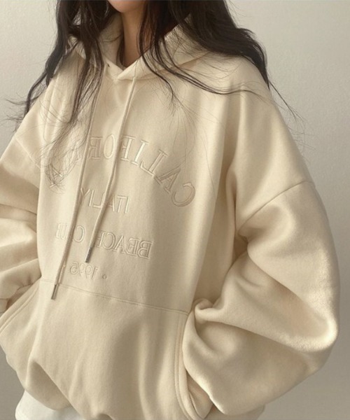SHEPP(シープ)の「フロント刺繍 ルーズフーディー(パーカー・レディース・ブルー/グレー/ブラック/アイボリー・M/L)」の12枚目の写真