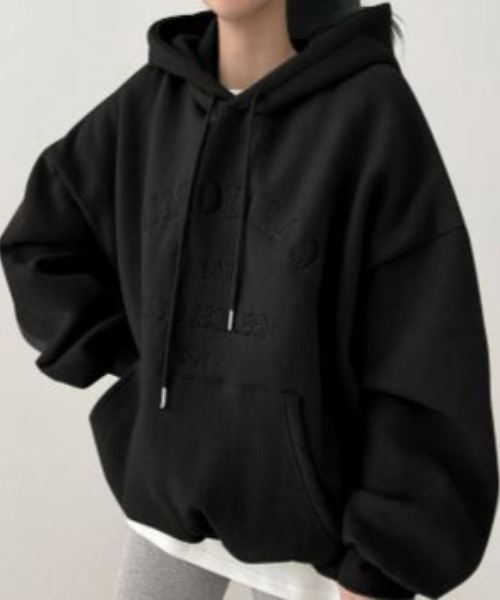 SHEPP(シープ)の「フロント刺繍 ルーズフーディー(パーカー・レディース・ブルー/グレー/ブラック/アイボリー・M/L)」の7枚目の写真