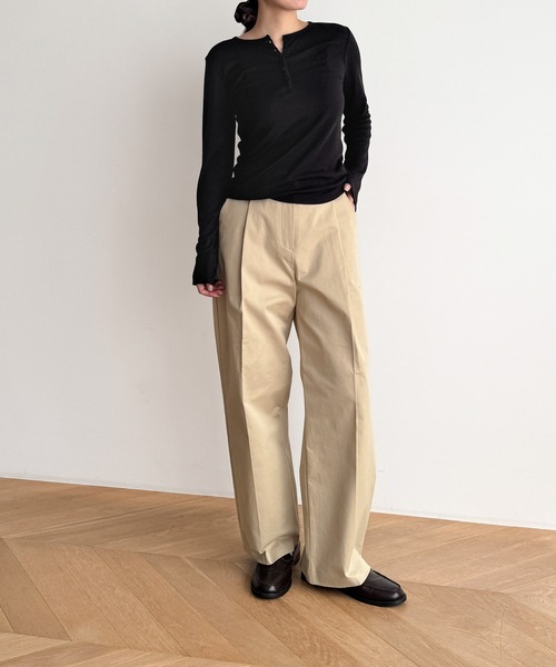 CANAL JEAN(キャナルジーン)の「El mar アイレットヘンリーロンT(Tシャツ/カットソー・レディース・ブラック/ブラウン/グレー・ONE SIZE)」の7枚目の写真