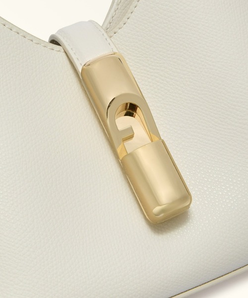 FURLA（フルラ）の「フルラ イリデ ミニホーボーバッグ（ショルダーバッグ・レディース・モカ/ホワイト/ブラック・ONE SIZE）」の9枚目の写真