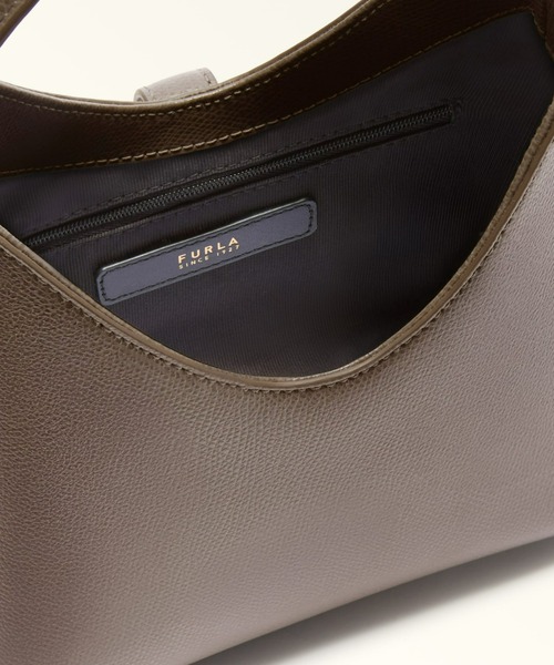 FURLA（フルラ）の「フルラ イリデ (Furla Iride) ミニホーボーバッグ（ショルダーバッグ・レディース・モカ/ホワイト/ブラック・ONE SIZE）」の9枚目の写真