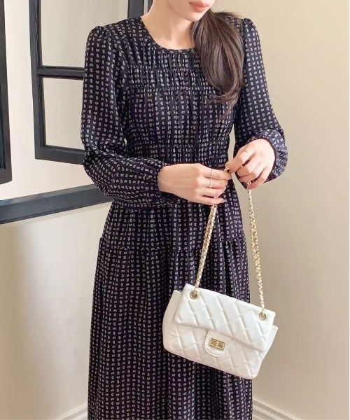 セール】サイケ風ペイズリー柄ドットクルーネック長袖ワンピース