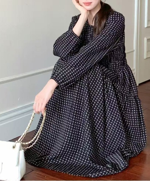 セール】サイケ風ペイズリー柄ドットクルーネック長袖ワンピース