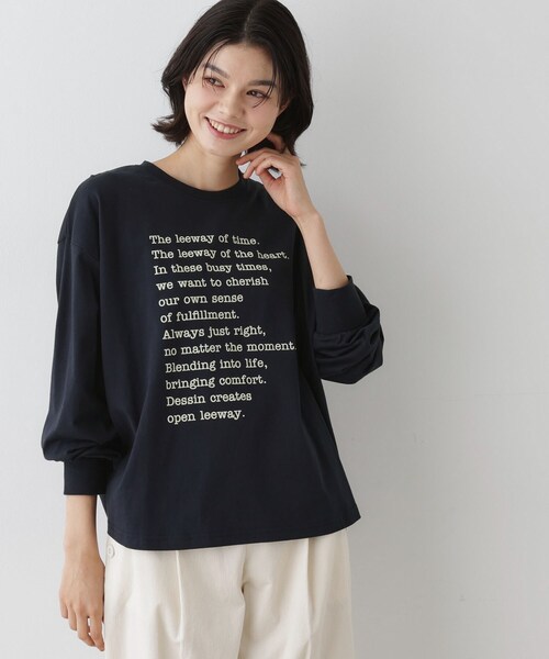 Dessin(デッサン)の「【洗える】メッセージロゴロングスリーブTシャツ(Tシャツ/カットソー・レディース・ホワイト系/ライトグリーン/ネイビー・01/02/03)」の14枚目の写真