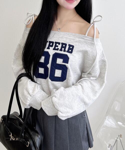 INGNI（イング）の「オフショル肩リボンナンバリングスウェットトップス（スウェット・レディース・カモフラージュ/オートミール/ボルドー/チャコールグレー・M）」の3枚目の写真