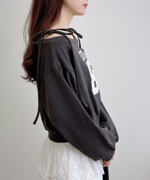 INGNI（イング）の「オフショル肩リボンナンバリングスウェットトップス（スウェット・レディース・カモフラージュ/オートミール/ボルドー/チャコールグレー・M）」の18枚目の写真