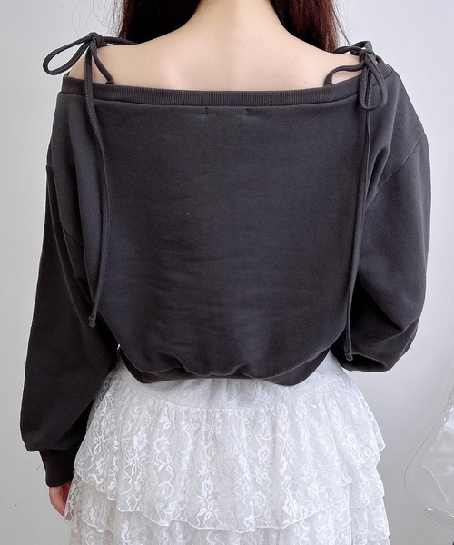 INGNI（イング）の「オフショル肩リボンナンバリングスウェットトップス（スウェット・レディース・カモフラージュ/オートミール/ボルドー/チャコールグレー・M）」の6枚目の写真