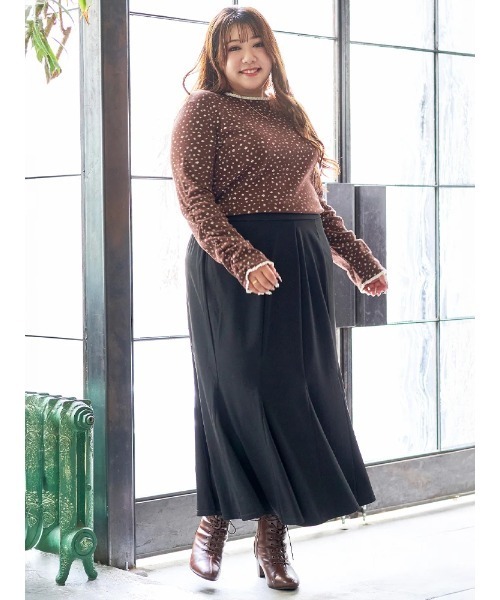 Re-J&SUPURE(リジェイアンドスプル)の「【大きいサイズ】【Kannaコラボ】小花柄プルオーバー(Tシャツ/カットソー・レディース・ブラウン/オフホワイト・XX-LARGE/XXX-LARGE/XXXX-LARGE)」の8枚目の写真