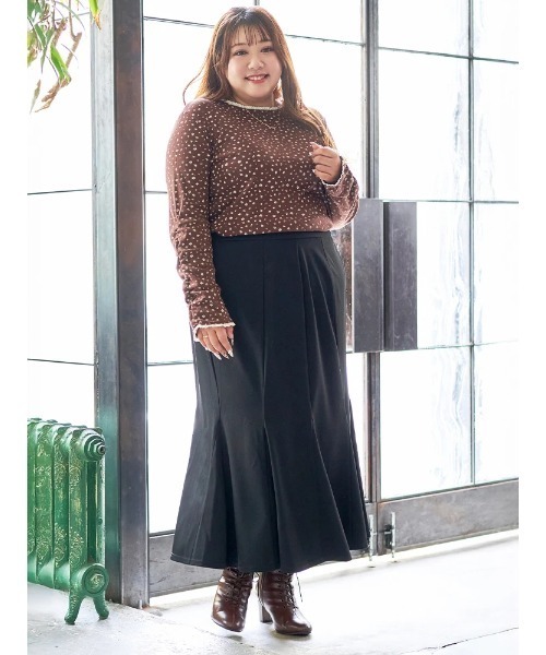 Re-J&SUPURE(リジェイアンドスプル)の「【大きいサイズ】【Kannaコラボ】小花柄プルオーバー(Tシャツ/カットソー・レディース・ブラウン/オフホワイト・XX-LARGE/XXX-LARGE/XXXX-LARGE)」の10枚目の写真