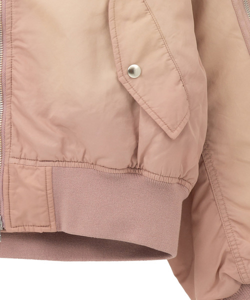 CONVERSE TOKYO(コンバーストウキョウ)の「【HL】SPRAY DYED MA-1 JACKET(MA-1・レディース・ブラック/カーキ/ピンク・FREE)」の21枚目の写真