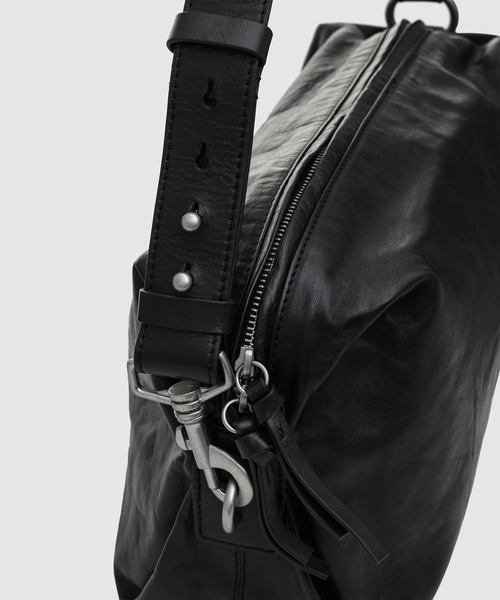 DRIES VAN NOTEN(ドリスヴァンノッテン)の「BM252-DUFFLE606-195 M.L.BAG(ショルダーバッグ・メンズ・グレー/ブラック・ONE SIZE)」の4枚目の写真