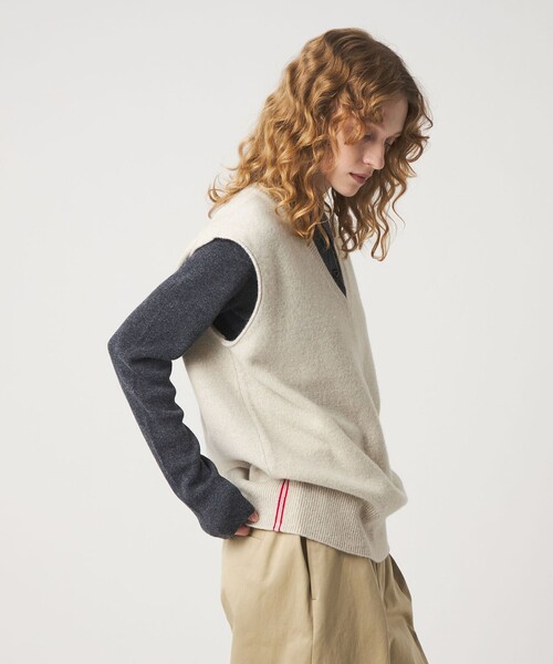 6（ロク）の「＜6(ROKU)＞ウール アルパカ ベスト（ベスト・レディース・ナチュラル/ネイビー・FREE）」の12枚目の写真