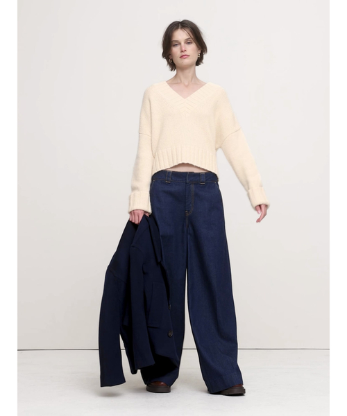 Banana Republic(バナナリパブリック)の「ウール アルパカ ブレンド Vネックセーター(ニット/セーター・レディース・アイボリー/ブルー・XS/S/M/L)」の9枚目の写真