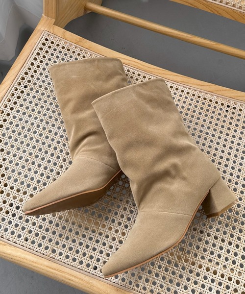 Doux archives（ドゥアルシーヴ）の「ワイドシャフトミドルブーツ（ブーツ・レディース・ベージュ/ブラック・LARGE/MEDIUM）」の2枚目の写真