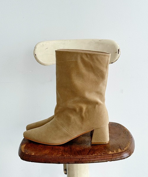 Doux archives（ドゥアルシーヴ）の「ワイドシャフトミドルブーツ（ブーツ・レディース・ベージュ/ブラック・LARGE/MEDIUM）」の3枚目の写真