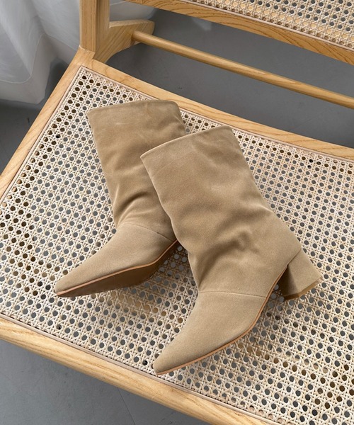 Doux archives（ドゥアルシーヴ）の「ワイドシャフトミドルブーツ（ブーツ・レディース・ベージュ/ブラック・LARGE/MEDIUM）」の5枚目の写真