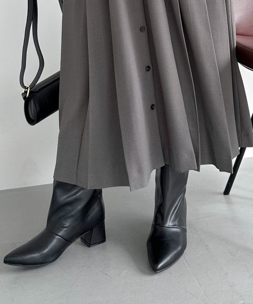 Doux archives（ドゥアルシーヴ）の「ワイドシャフトミドルブーツ（ブーツ・レディース・ベージュ/ブラック・LARGE/MEDIUM）」の16枚目の写真