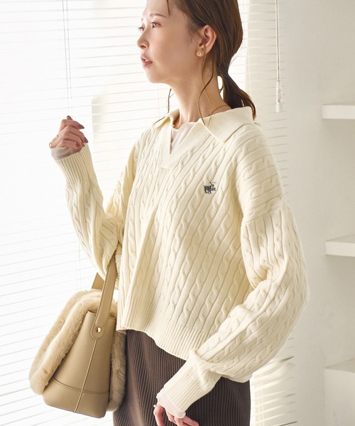 BEVERLY HILLS POLO CLUB(ビバリーヒルズポロクラブ)の「【BEVERLYHILLS POLO CLUB・新色追加】ケーブル編みクロップドスキッパーニット(ニット/セーター・レディース・チャコールグレー/ベージュ/キナリ/サックスブルー・FREE)」の2枚目の写真