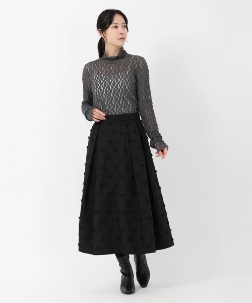 STRAWBERRY-FIELDS(ストロベリーフィールズ)の「シュリンクレース_シュリンクレースハイネックプルオーバー(Tシャツ/カットソー・レディース・ベージュ系その他/ブラック/グレー・2)」の12枚目の写真