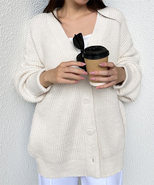 KOBE LETTUCE（コウベレタス）の「[ 岡部あゆみさんコラボ ］ローゲージニットカーディガン（カーディガン/ボレロ・レディース・ブルー/チャコール/オフホワイト/ピンク/ベージュ・M）」の15枚目の写真